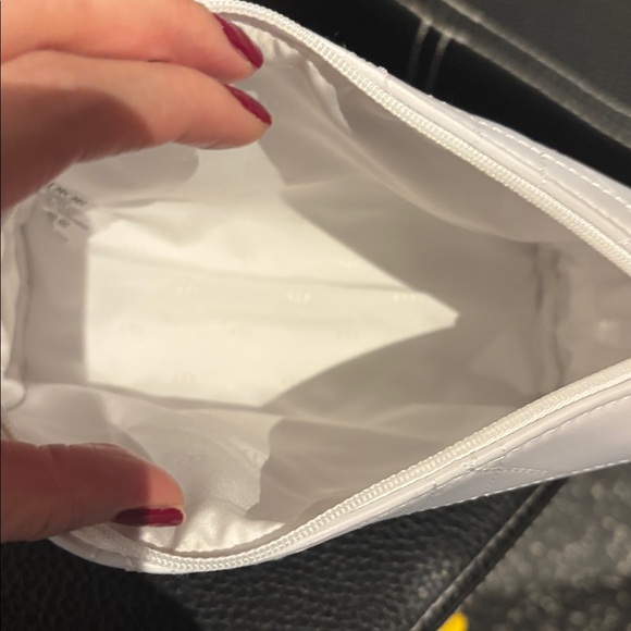 Dior Gift Set - Picture 7 of 7